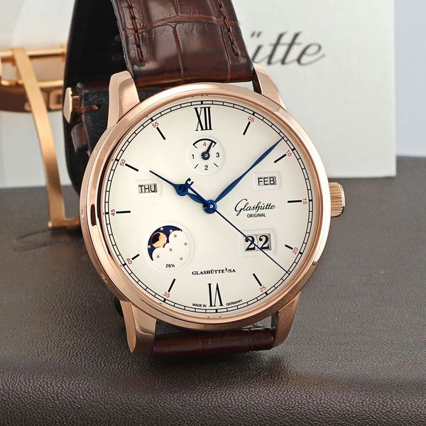 Glashutte Original Senator Perpetual Calendar 1-36-02-02-05-30